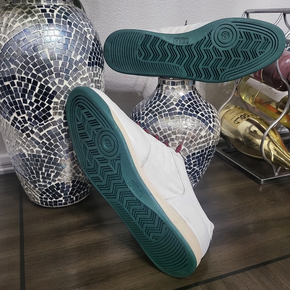 Gucci Rare Exclusive "Tennis 80s Collection" Sneakers - Picture 8 of 13